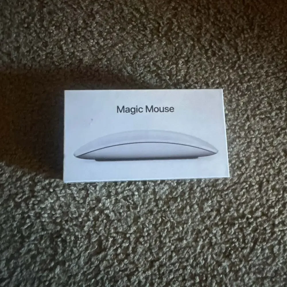 Apple Magic Mouse (USB-C to Lightning Cable) White MK2E3AM/A Model A1657